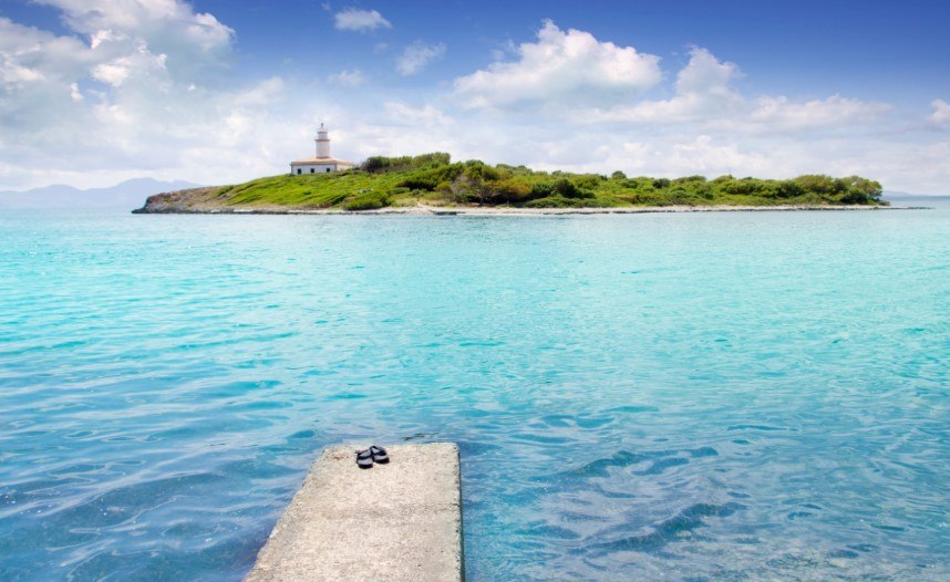 Aucanada Lighthouse