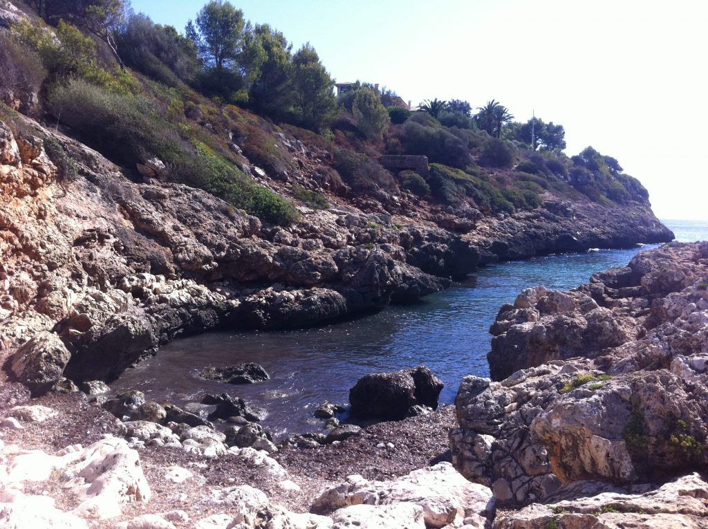 cala de las cuevas del drach