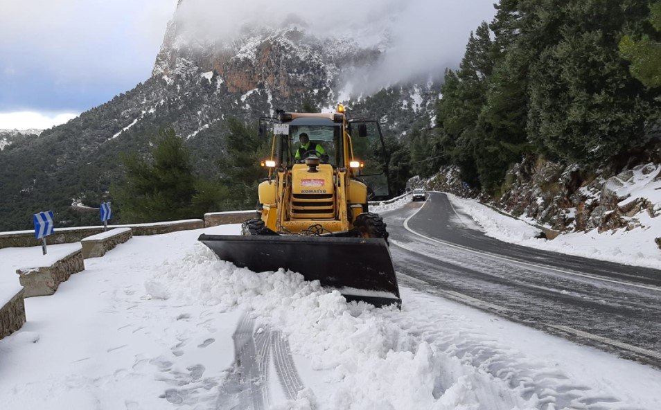 Carreteras cerradas en Mallorca por la nieve
