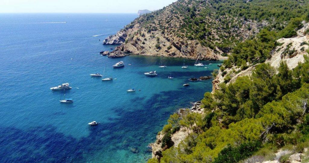 Cala Egos en Andratx: cala tranquila y virgen