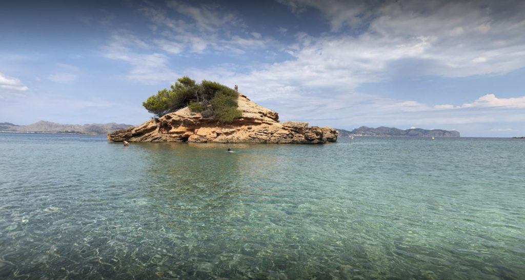 Calas Virgenes de Mallorca: S'Illot en Alcudia
