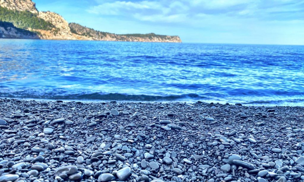 pebble beach at Es coll baix