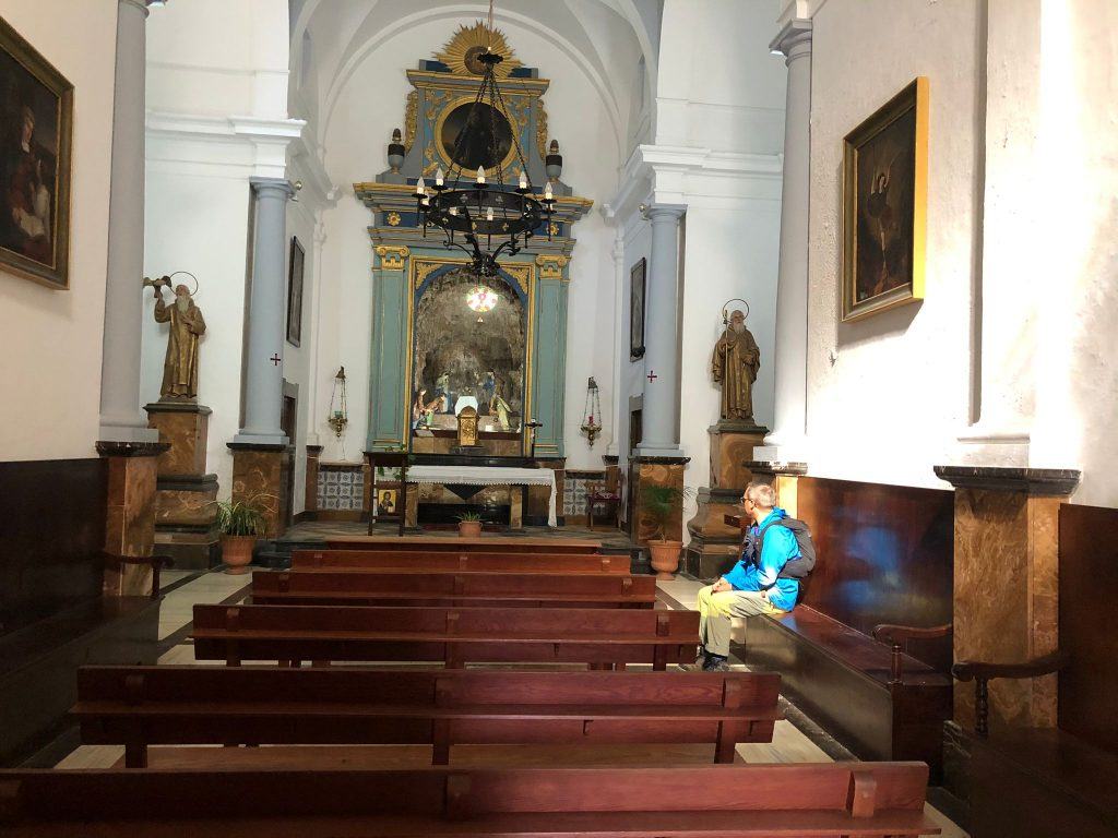 interior de la ermita de betlem en Arta