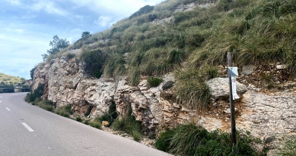 Inicio de la ruta de ascenso al Fumat