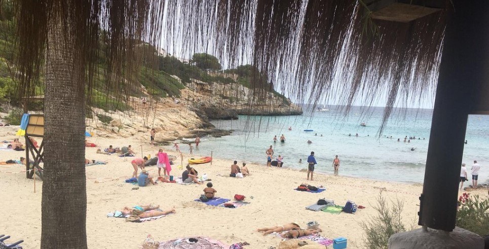 Beach bar in Cala Anguila