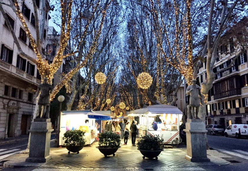 Iluminación de NAvidad en Palma en las Ramblas