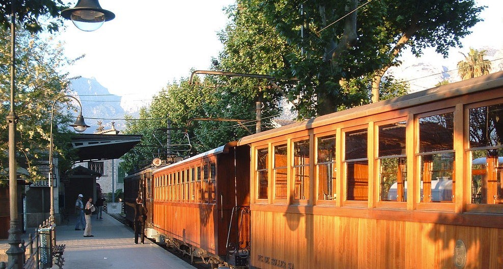 The start of the route Palma to Soller by train