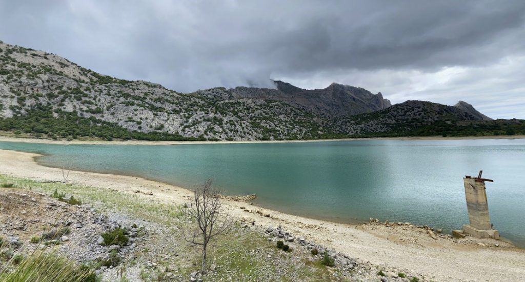 Rundweg um den Cuber-Stausee