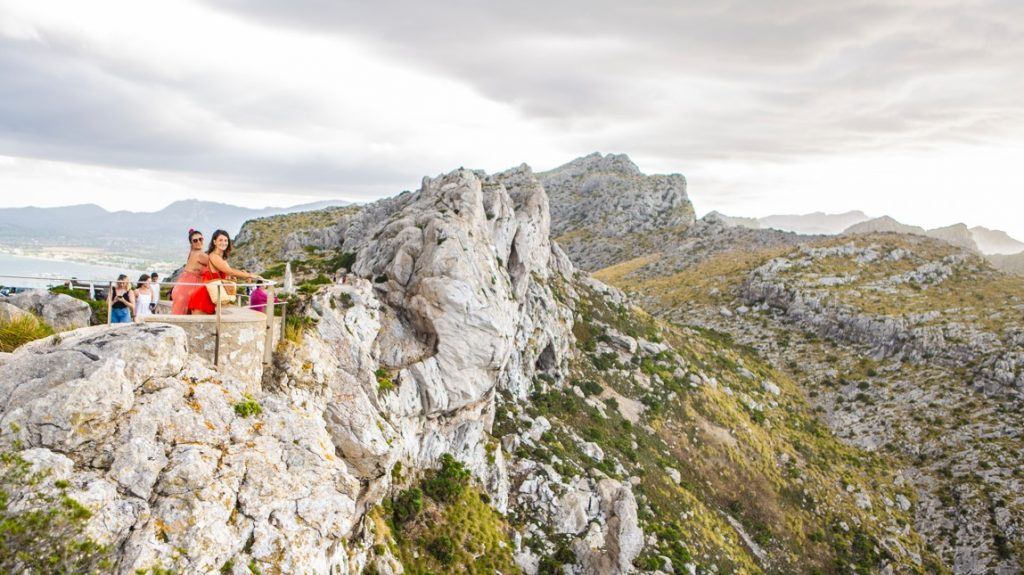 Stunning mountains in the backdrop of the Colomer viewpoint